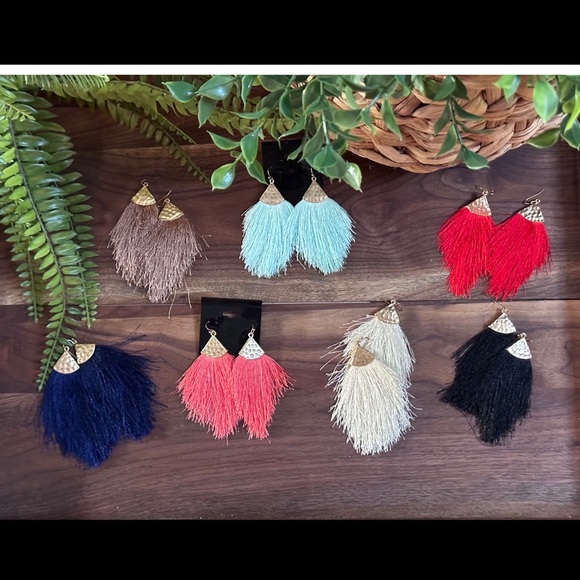 Bundle of 7 Tassel Earrings + one surprise pair FREE - Picture 3 of 9